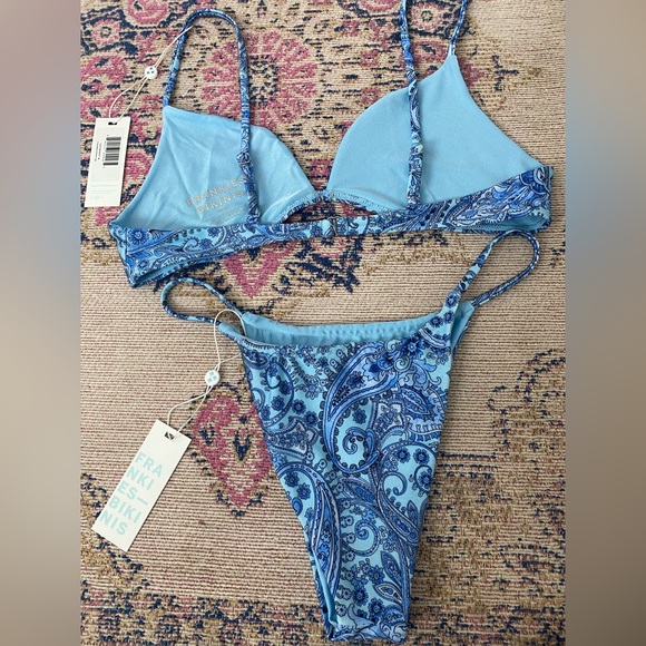 Frankies Bikinis Francesca Shine Top and Francesca shine bottom - Picture 5 of 15